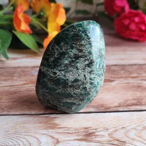 Emerald in Mica Schist Matrix Polished Free Form from Zimbabwe - SOUTH AFRICA